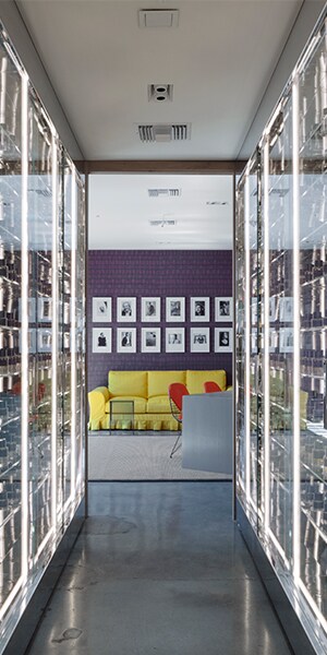 VIEW THE LA BOUTIQUE